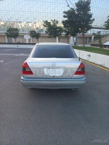 Mercedes C 200 1995, 380,000 km - 2.0 л - Bakı