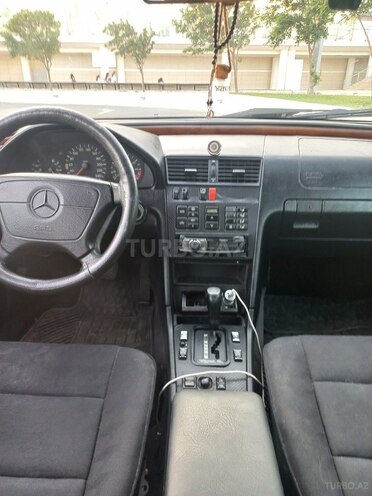 Mercedes C 200 1995, 380,000 km - 2.0 л - Bakı