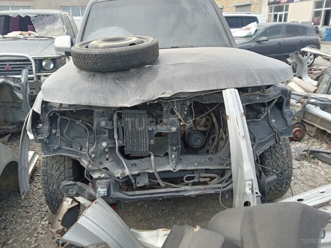 Mitsubishi Pajero 2008, 123,456 km - 3.0 l - Sumqayıt