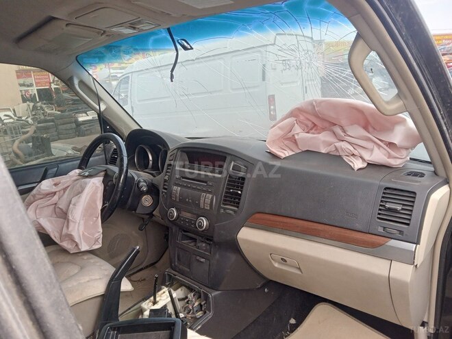 Mitsubishi Pajero 2008, 123,456 km - 3.0 l - Sumqayıt