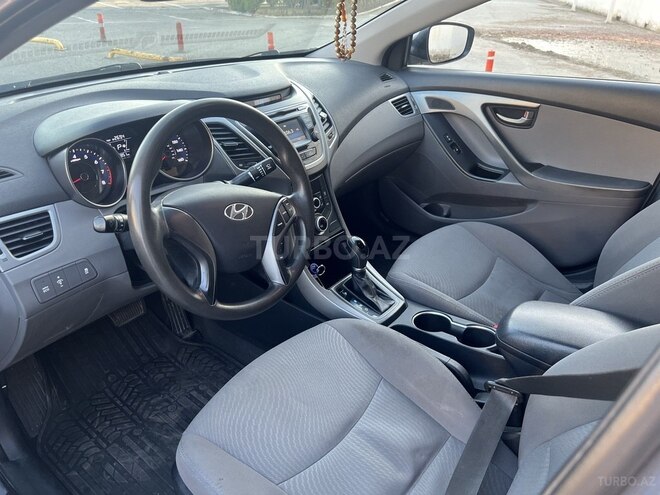 Hyundai Elantra 2015, 236,574 km - 1.8 l - Bakı