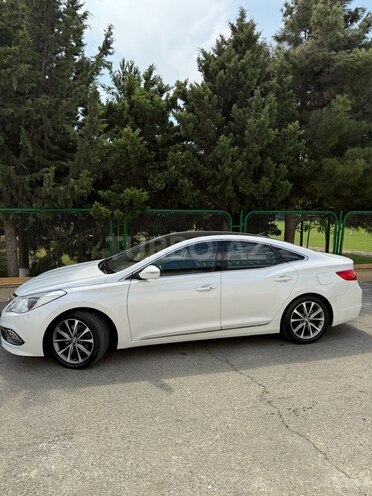 Hyundai Grandeur 2015, 195,000 km - 2.2 l - Bakı