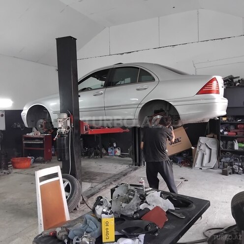 Mercedes C 240 2001, 380,000 km - 2.6 l - Bakı