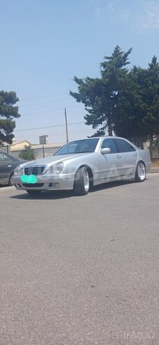 Mercedes E 280 1999, 200,000 km - 2.8 l - Bakı