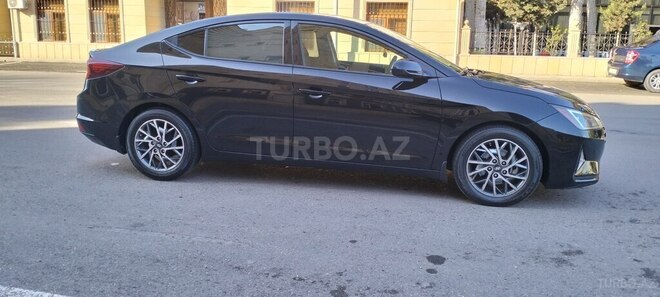 Hyundai Elantra 2019, 60,000 km - 2.0 л - Bakı