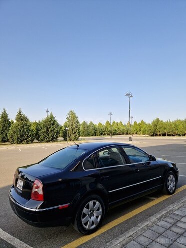 Volkswagen Passat 2004, 200,611 km - 1.8 l - Ağdaş