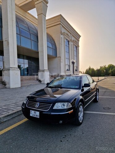Volkswagen Passat 2004, 200,611 km - 1.8 l - Ağdaş