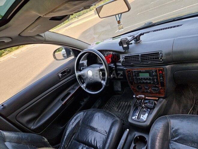Volkswagen Passat 2004, 200,611 km - 1.8 l - Ağdaş