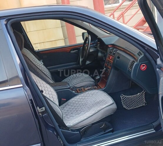 Mercedes E 220 d 1998, 385,963 km - 2.2 l - Bakı