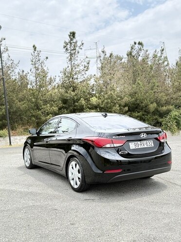 Hyundai Elantra 2015, 66,000 km - 1.8 l - Ağsu