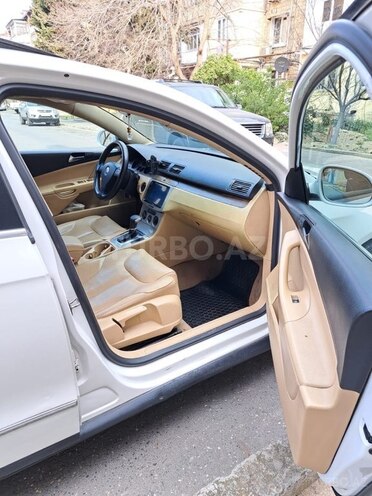 Volkswagen Passat 2008, 273,000 km - 2.0 l - Bakı