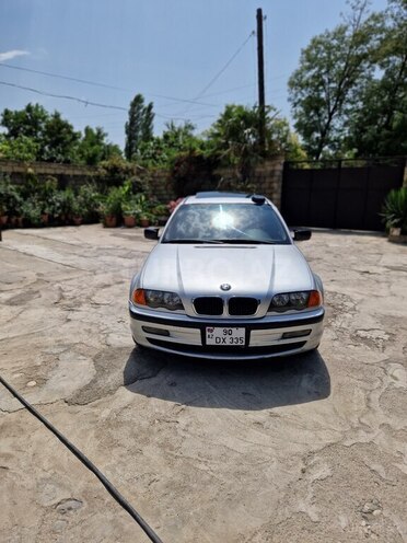 BMW 325 2000, 350,000 km - 2.5 l - Qusar