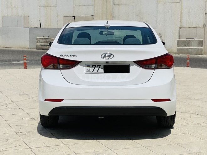 Hyundai Elantra 2015, 113,521 km - 1.8 l - Bakı