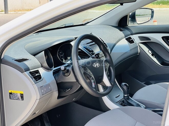 Hyundai Elantra 2015, 113,521 km - 1.8 l - Bakı