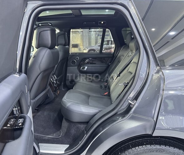 Land Rover Range Rover 2018, 126,300 km - 3.0 l - Bakı