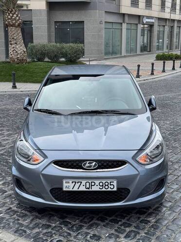 Hyundai Accent 2017, 38,000 km - 1.4 л - Bakı