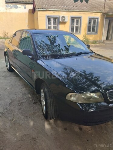 Audi A4 1995, 199,869 km - 1.6 l - Gəncə
