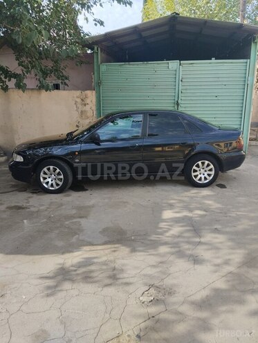 Audi A4 1995, 199,869 km - 1.6 l - Gəncə