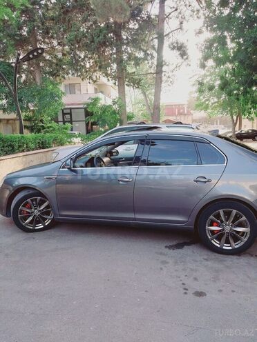 Volkswagen Jetta 2005, 209,866 km - 2.5 l - Bakı