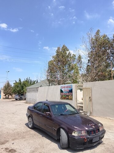 BMW 320 1993, 387,743 km - 2.0 l - Bakı
