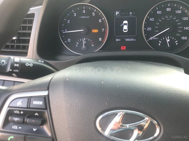 Hyundai Elantra 2018, 106,500 km - 2.0 l - Bakı