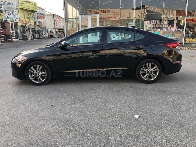 Hyundai Elantra 2018, 106,500 km - 2.0 l - Bakı