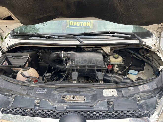 Mercedes Sprinter 316 2009, 333,000 km - 3.0 l - Quba