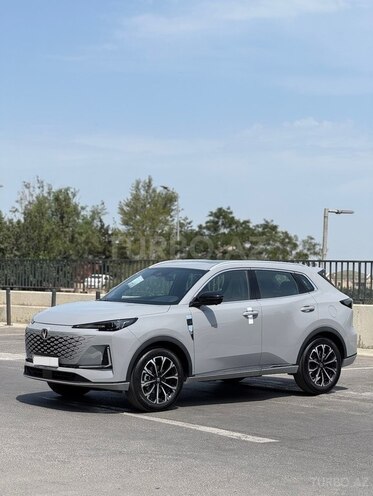 Changan CS 55 Plus 2025, 0 km - 1.5 l - Bakı