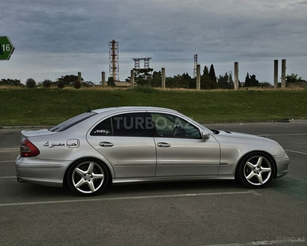 Mercedes E 270 2002, 355,000 km - 2.7 l - Bakı