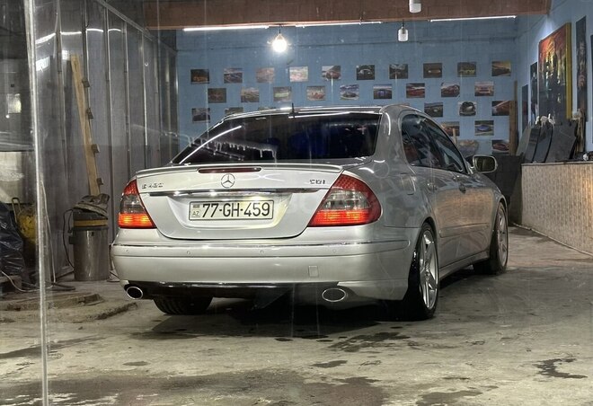 Mercedes E 270 2002, 355,000 km - 2.7 l - Bakı