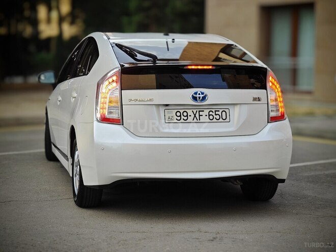 Toyota Prius 2014, 265,542 km - 1.8 l - Bakı