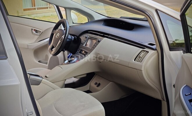 Toyota Prius 2014, 265,542 km - 1.8 l - Bakı