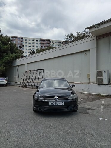 Volkswagen Jetta 2011, 175,350 km - 2.5 l - Bakı