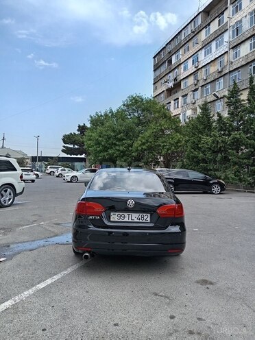 Volkswagen Jetta 2011, 175,350 km - 2.5 l - Bakı
