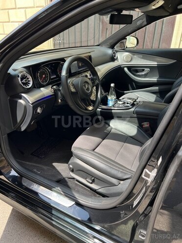 Mercedes E 220 d 2017, 180,000 km - 2.0 l - Bakı