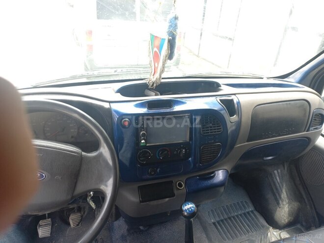Ford Transit 2004, 141,000 km - 2.5 л - Quba