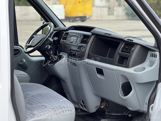 Ford Transit 2008, 173,000 km - 2.4 л - Bakı