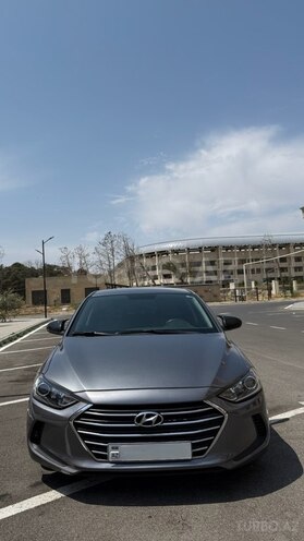 Hyundai Elantra 2018, 217,261 km - 2.0 l - Bakı