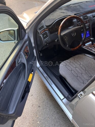 Mercedes E 320 2000, 368,000 km - 3.2 l - Bakı