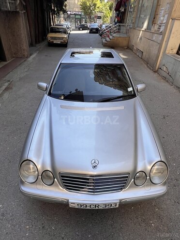 Mercedes E 320 2000, 368,000 km - 3.2 l - Bakı