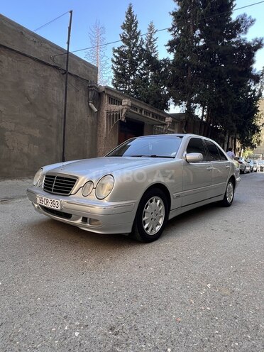 Mercedes E 320 2000, 368,000 km - 3.2 l - Bakı