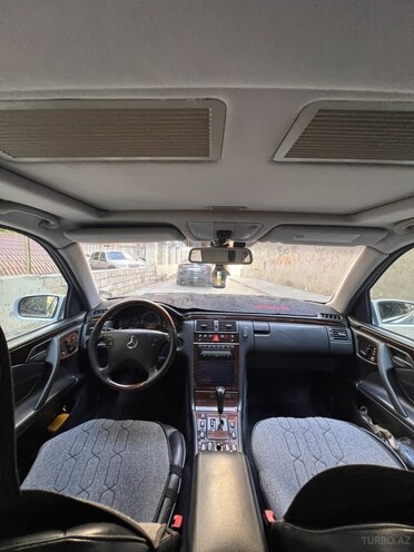 Mercedes E 320 2000, 368,000 km - 3.2 l - Bakı