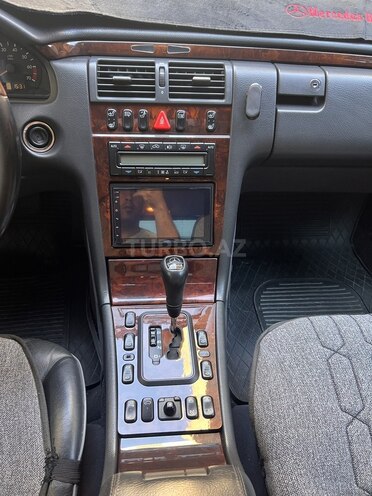 Mercedes E 320 2000, 368,000 km - 3.2 l - Bakı