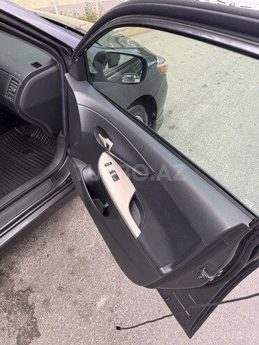Toyota Corolla 2013, 216,000 km - 1.8 l - Bakı