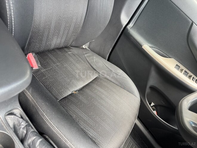 Toyota Corolla 2013, 216,000 km - 1.8 l - Bakı