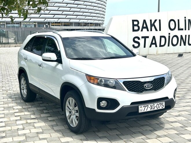 Kia Sorento 2011, 275,000 km - 2.0 l - Bakı