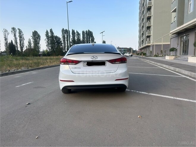 Hyundai Elantra 2016, 180,000 km - 2.0 l - Lənkəran