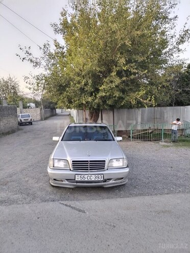 Mercedes C 220 1995, 356,563 km - 2.2 л - Zaqatala