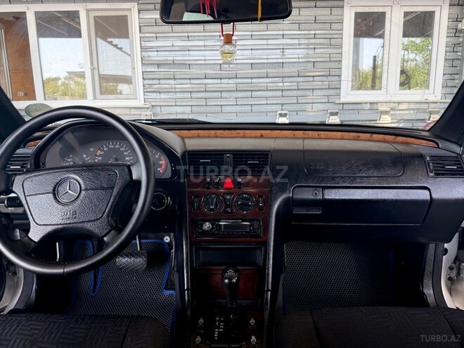 Mercedes C 220 d 1998, 420,000 km - 2.2 л - Goranboy