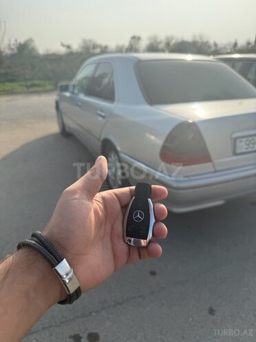 Mercedes C 220 d 1998, 420,000 km - 2.2 л - Goranboy
